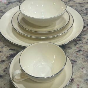 Castleton China 6 piece setting Symmerta